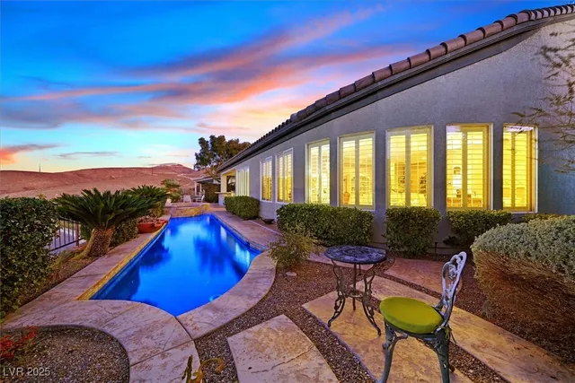 $1,200,000 | 2232 Canyon Ville Drive, Henderson, NV 89044