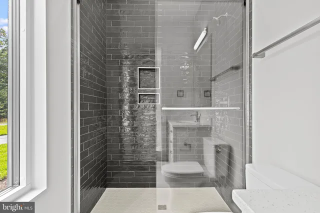 $2,875,000 | 7924 Evans Ford Road, Clifton, VA 20124