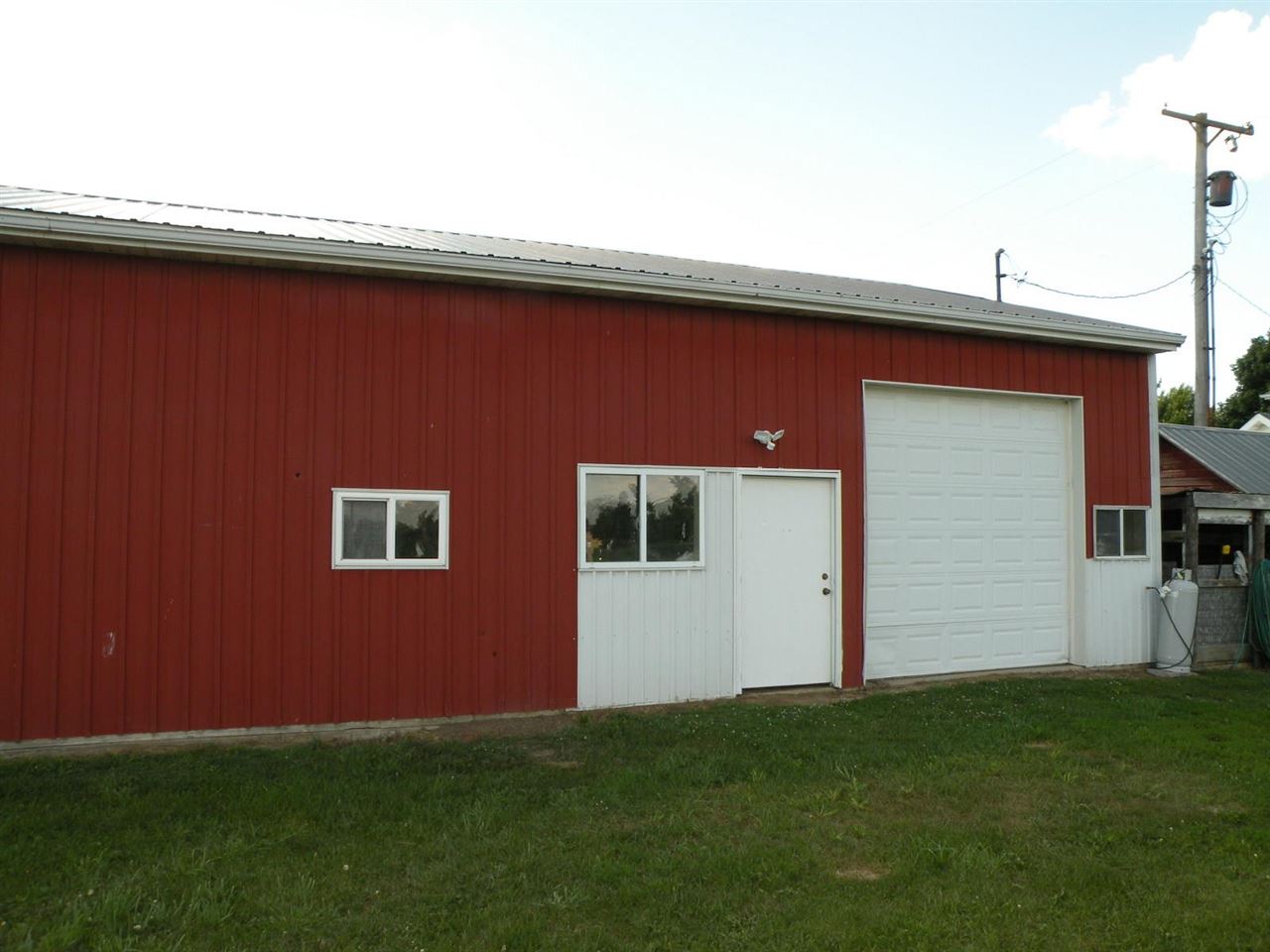 7580 Welter Road Ovid, MI 48866 - Photo 8 of 28 50053656-7.JPG