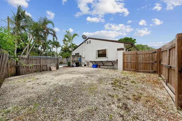 $3,900 | 3460 Southwest 3rd Street, Deerfield Beach, FL 33442