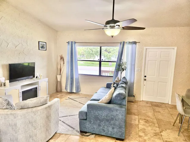 $3,900 | 3460 Southwest 3rd Street, Deerfield Beach, FL 33442