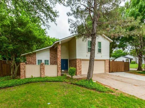 $448,500 | 1700 Aurora Drive, Richardson, TX 75081