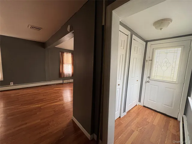 $2,350 | 10 Glenwood Avenue, Poughkeepsie, NY 12603