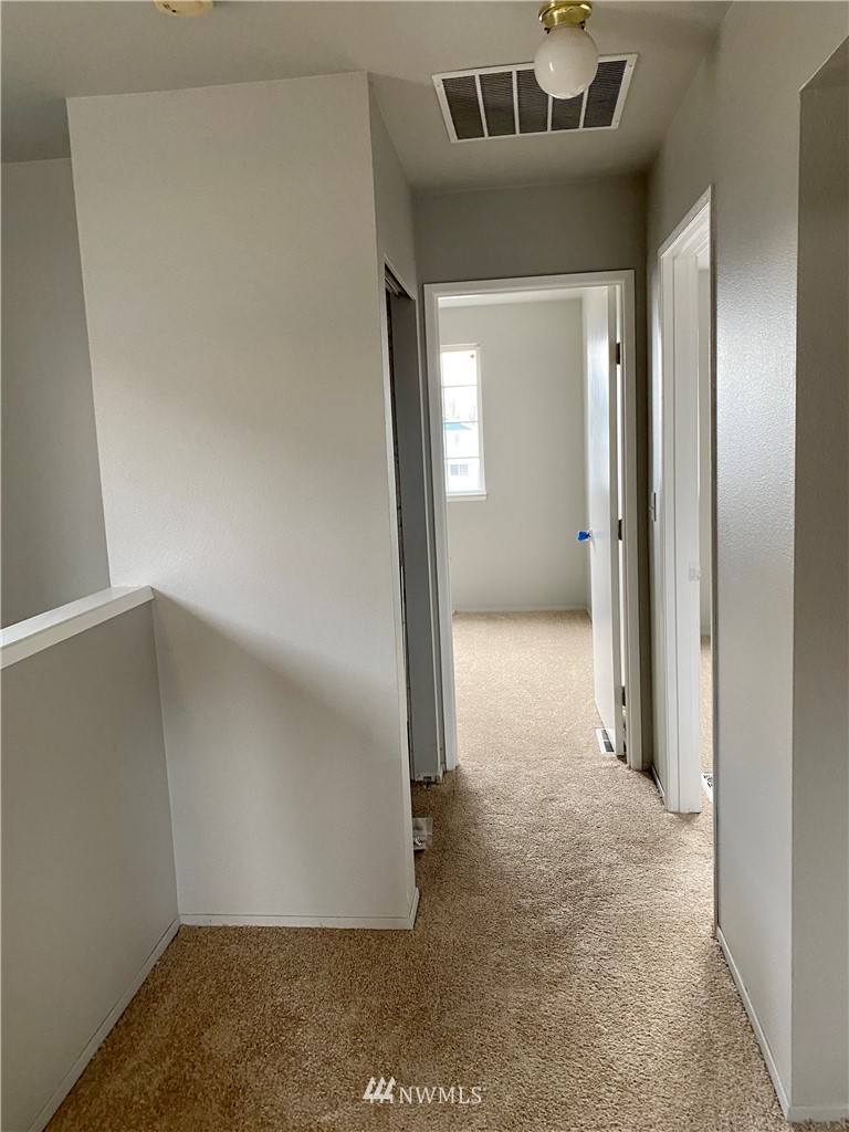 3966 Broadmoor Loop Bremerton, WA 98310 - Photo 18 of 32