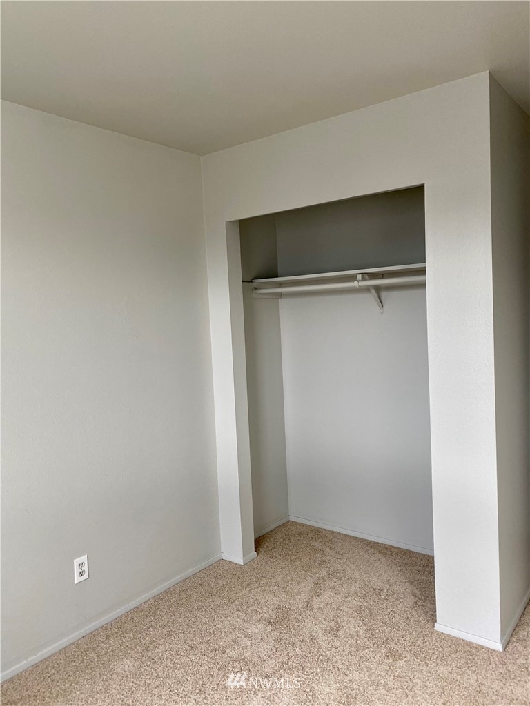 3966 Broadmoor Loop Bremerton, WA 98310 - Photo 25 of 32 a view of an empty room