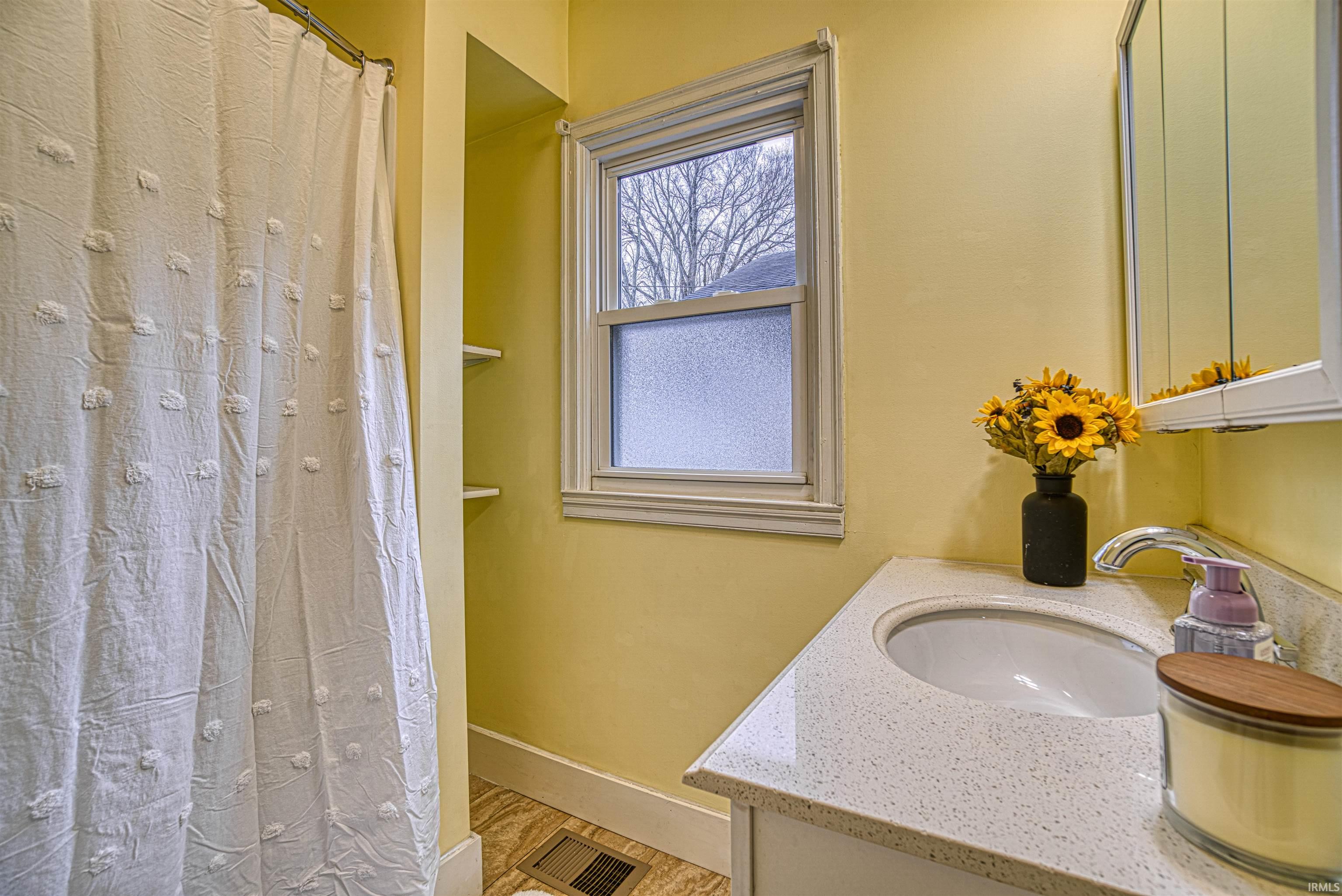 1 Yorkshire Drive Newburgh, IN 47630 - Photo 14 of 29