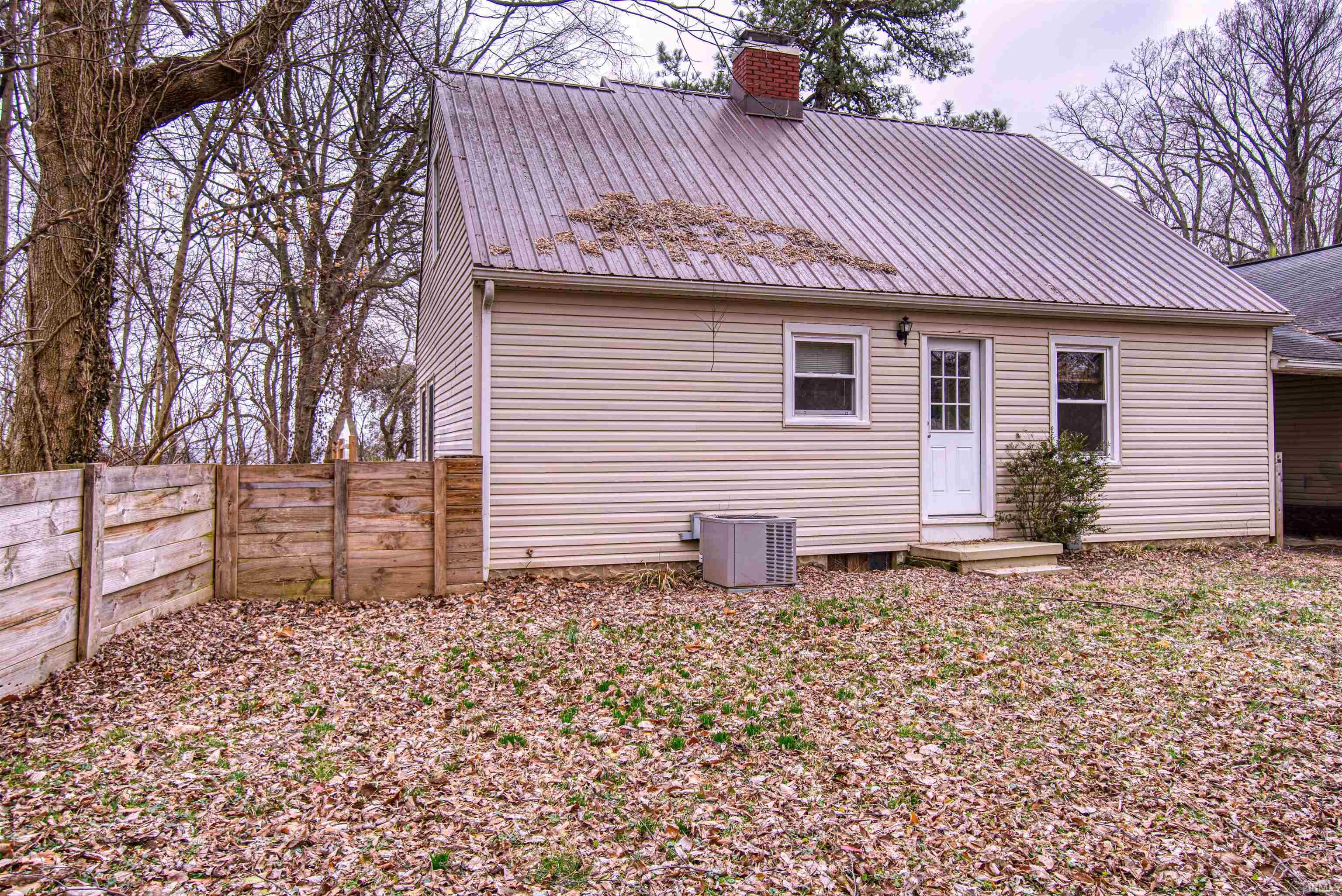 1 Yorkshire Drive Newburgh, IN 47630 - Photo 2 of 29