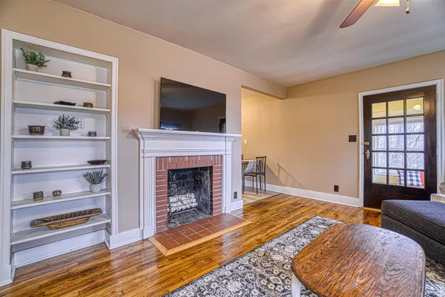 $395,000 | 1 Yorkshire Drive, Newburgh, IN 47630