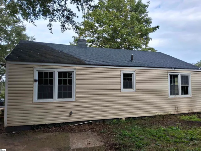 $205,000 | 101 South Estate Drive, Greenville, SC 29605