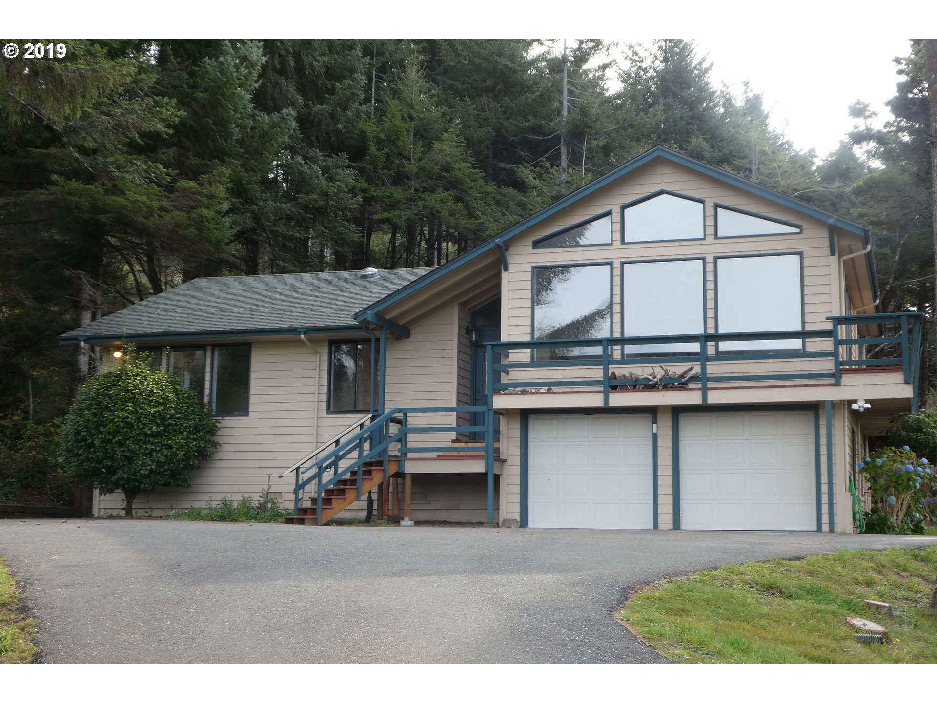 32847 Quailhaven Road Gold Beach, OR 97444 - Photo 1 of 29 Gallery Image 1