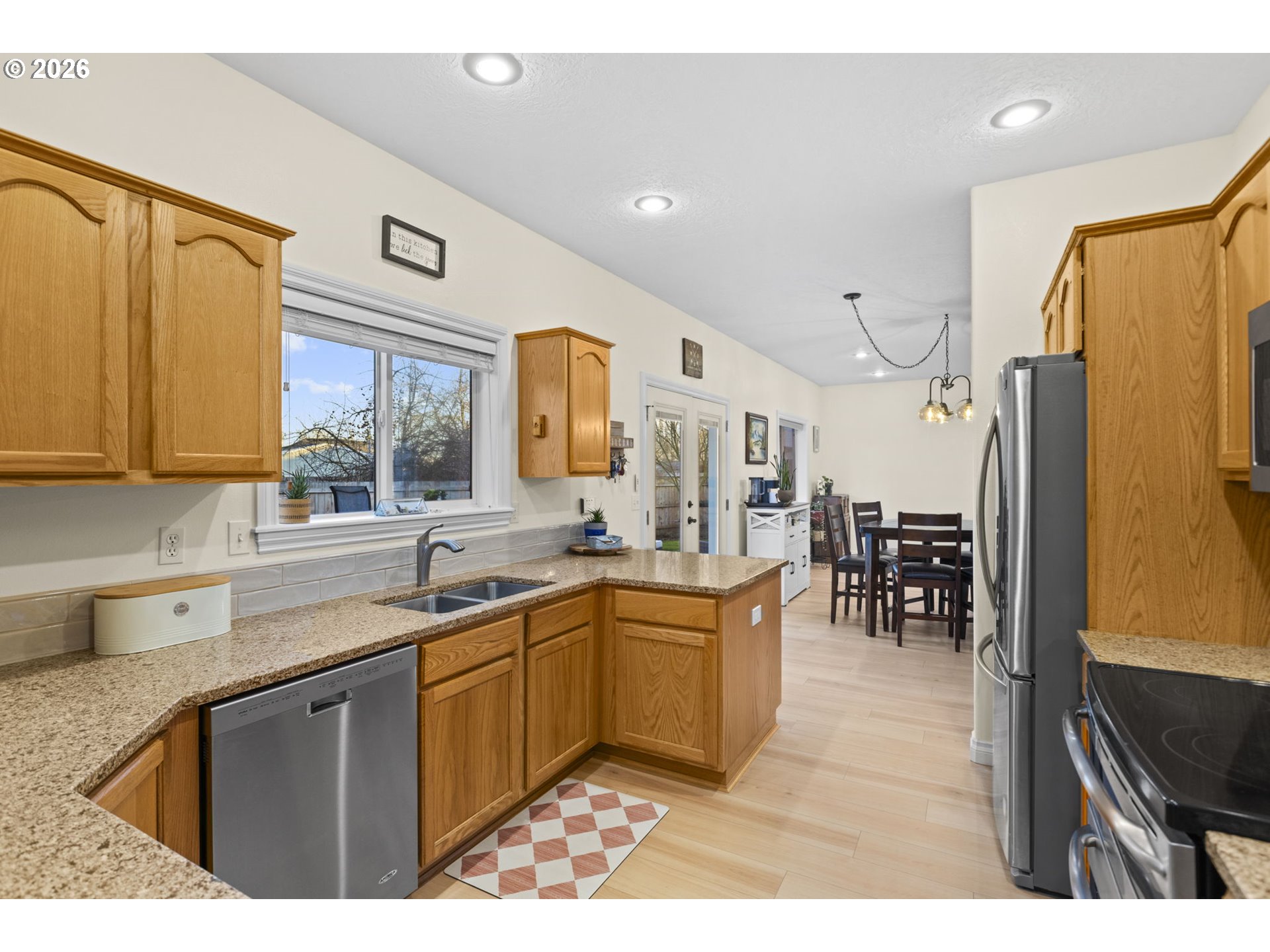 2922 Walnut Court Hubbard, OR 97032 - Photo 12 of 38