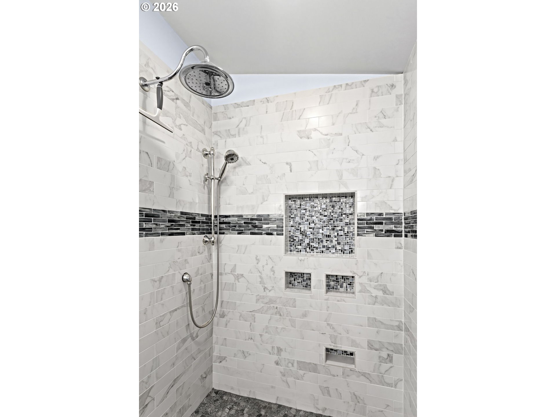 2922 Walnut Court Hubbard, OR 97032 - Photo 23 of 38