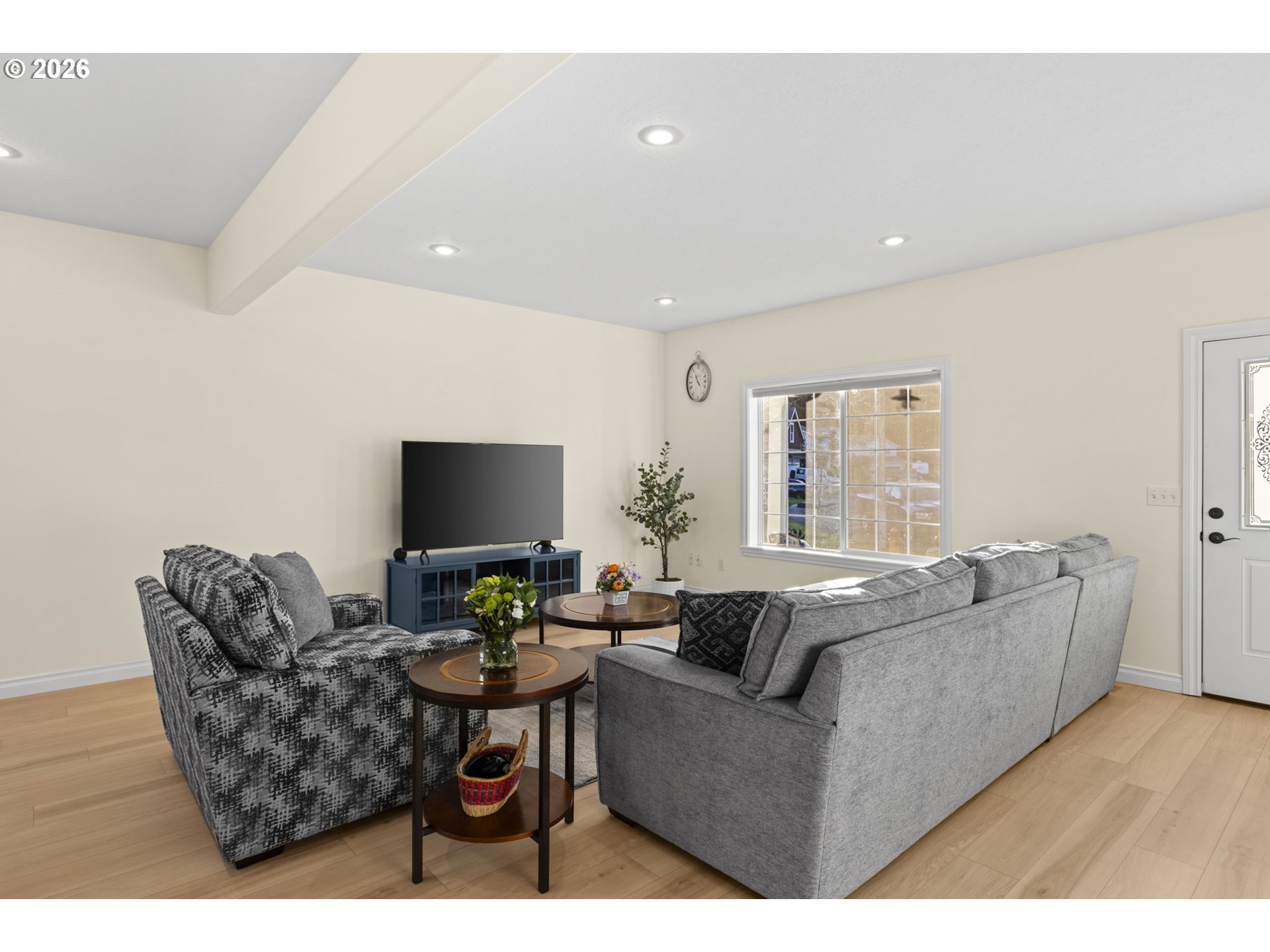 2922 Walnut Court Hubbard, OR 97032 - Photo 4 of 38