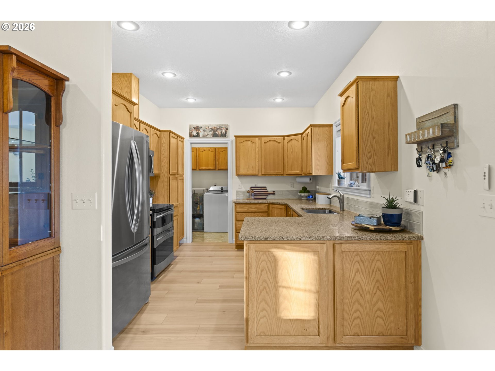 2922 Walnut Court Hubbard, OR 97032 - Photo 9 of 38