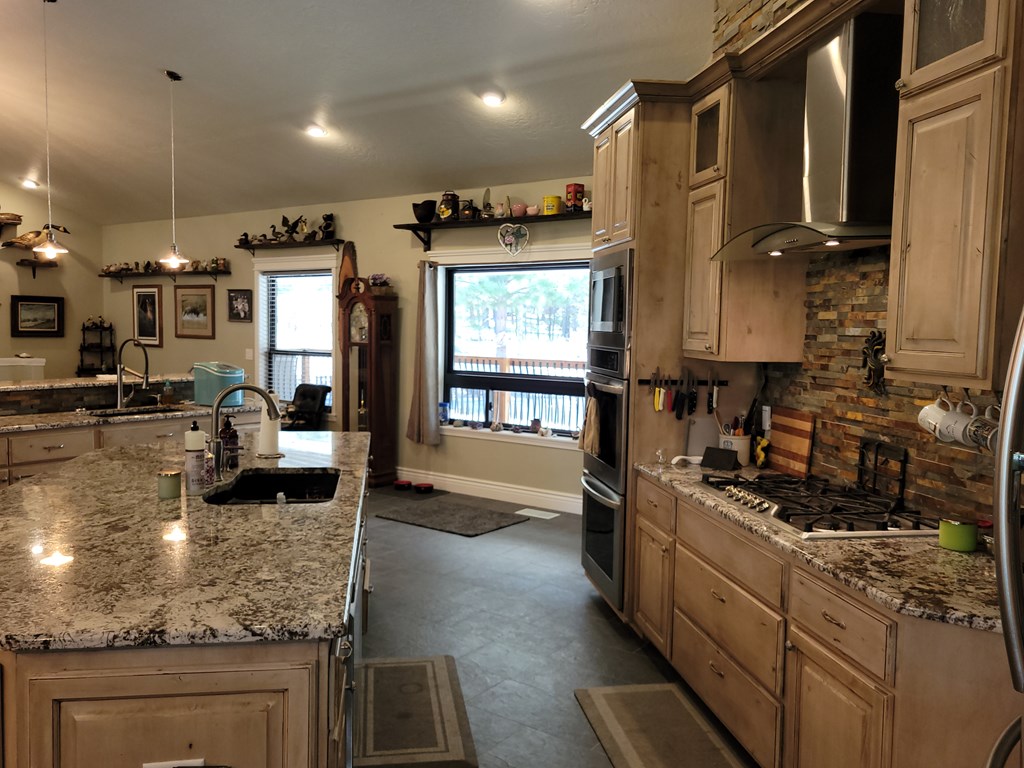 191 Clear Creek Road Cascade, ID 83611 - Photo 15 of 60 Appliances included