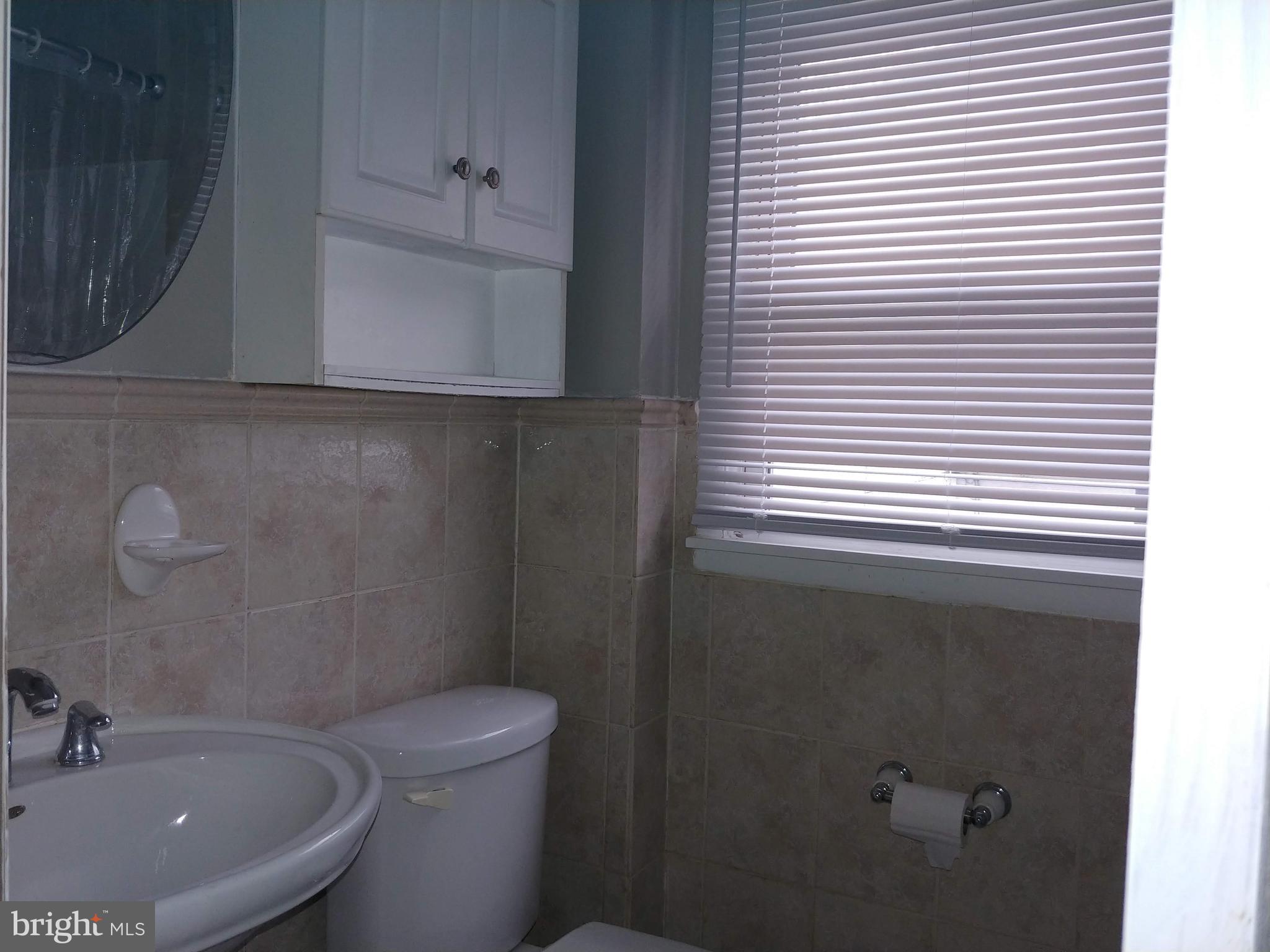 429 Stiles Avenue Ridley Park, PA 19078 - Photo 6 of 35 Main Bath