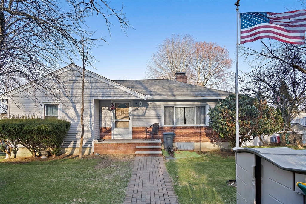 94 Cambridge Road Woburn, MA 01801 - Photo 1 of 32 Gallery Image 1