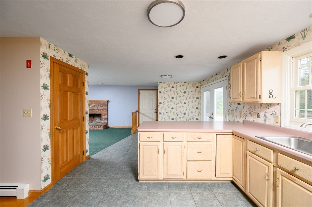 51 Oletree Road Pembroke, MA 02359 - Photo 20 of 35