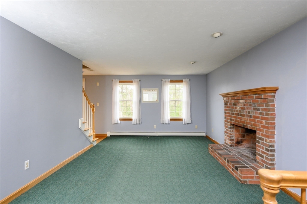 51 Oletree Road Pembroke, MA 02359 - Photo 7 of 35