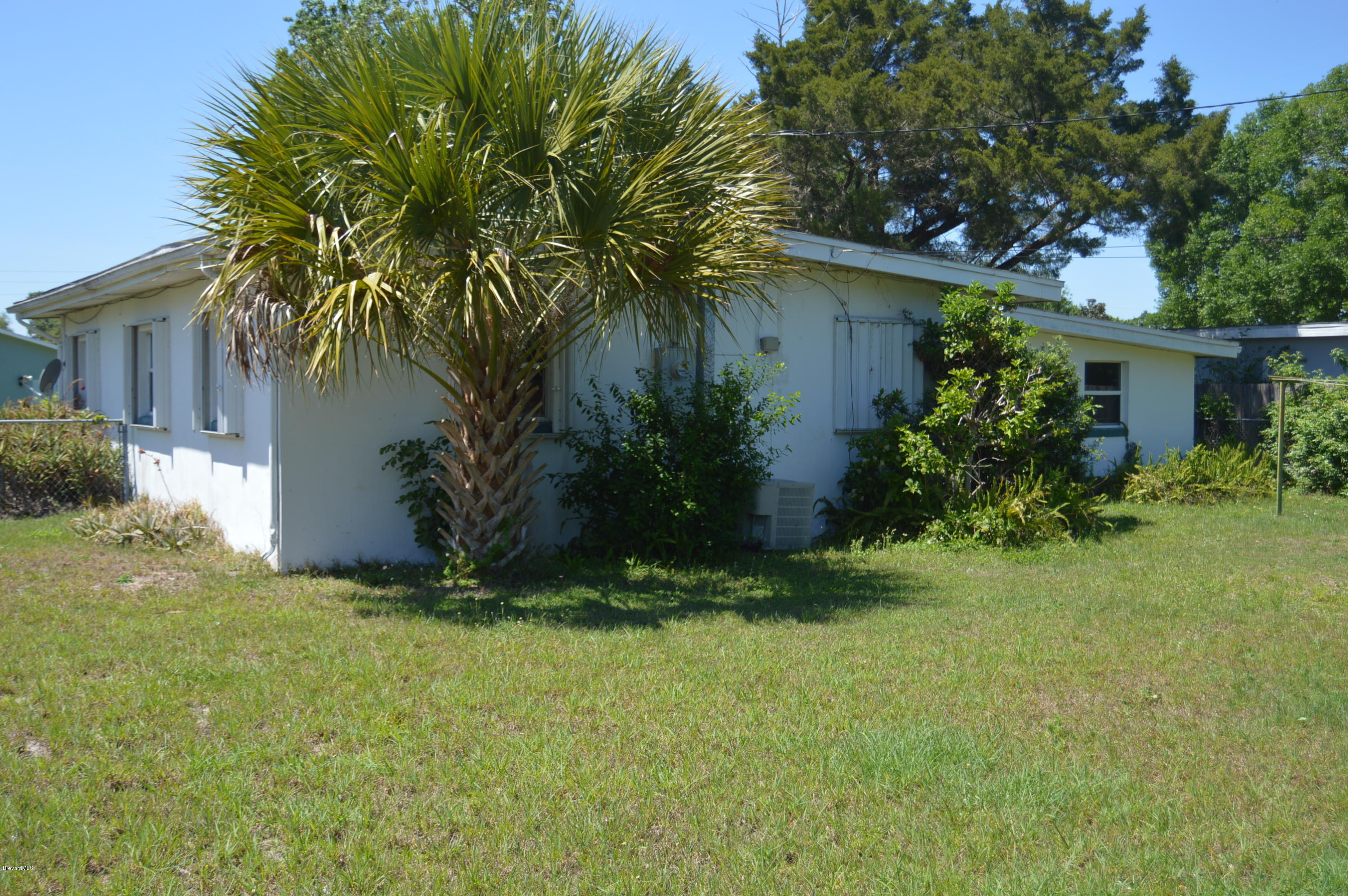 290 Monaco Road West Melbourne, FL 32904 - Photo 7 of 8 DSC_0010