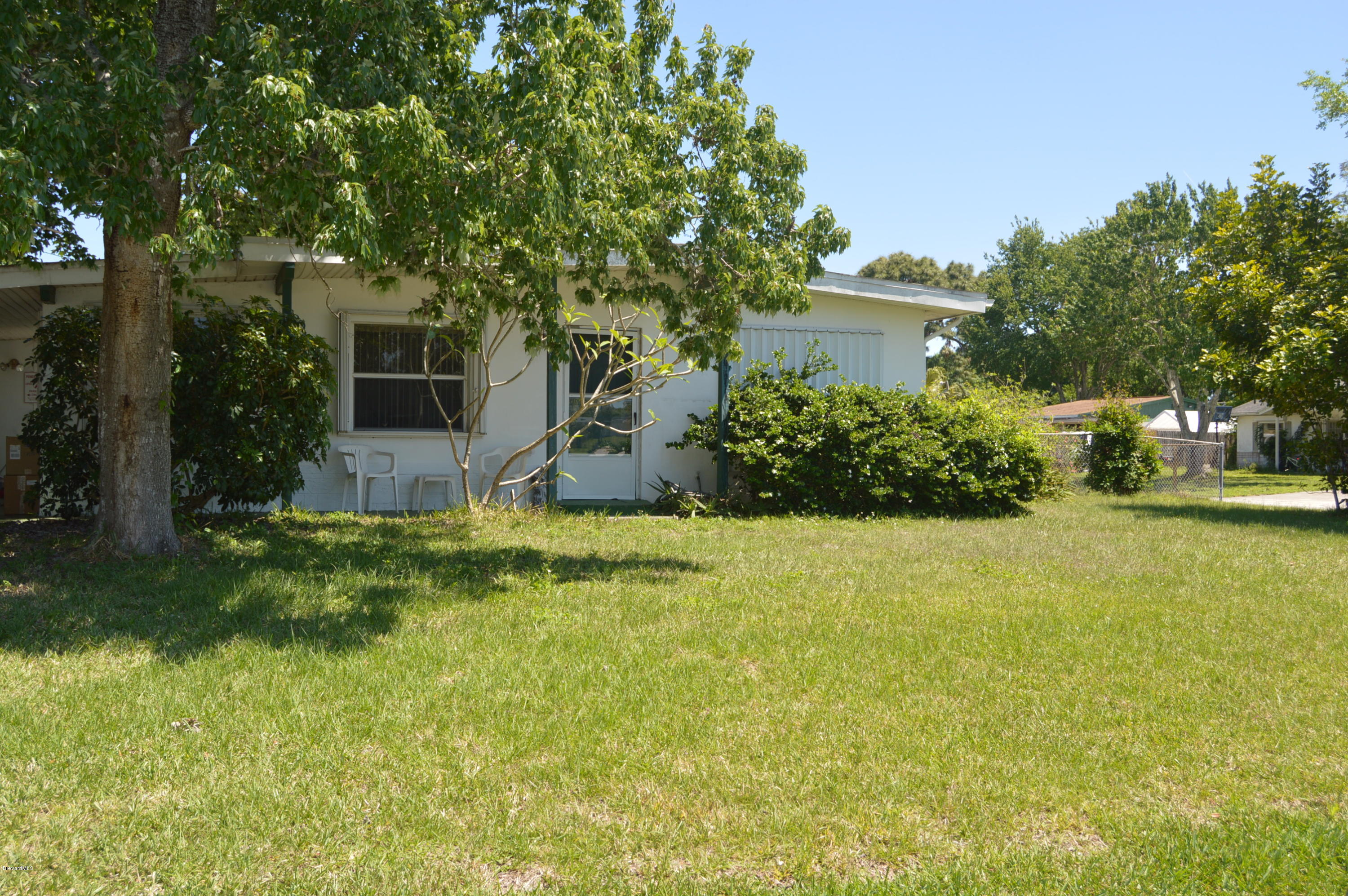 290 Monaco Road West Melbourne, FL 32904 - Photo 8 of 8 DSC_0003