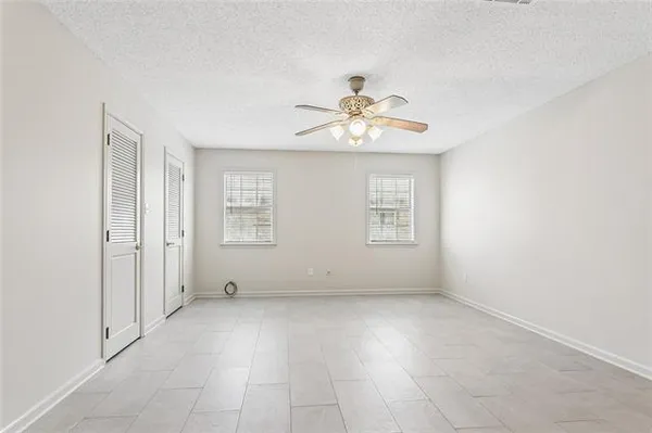 $2,300 | 121 Pleasant Valley Drive, Des Allemands, LA 70030