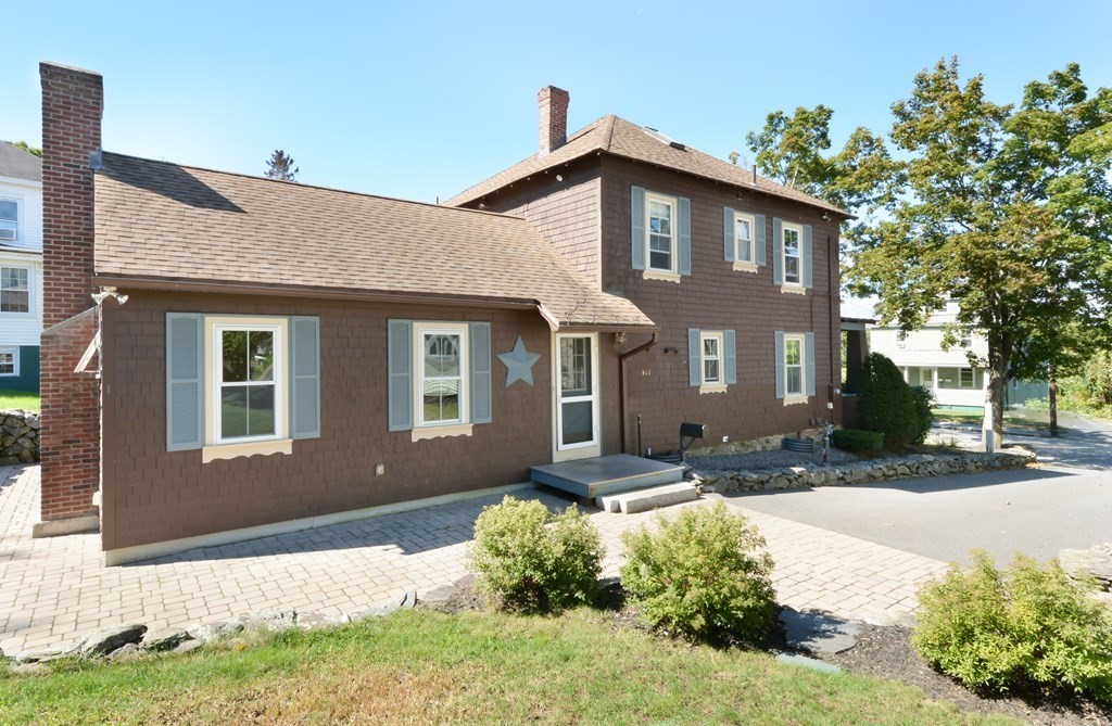 307 Main Street Clinton, MA 01510 - Photo 1 of 27 Gallery Image 1