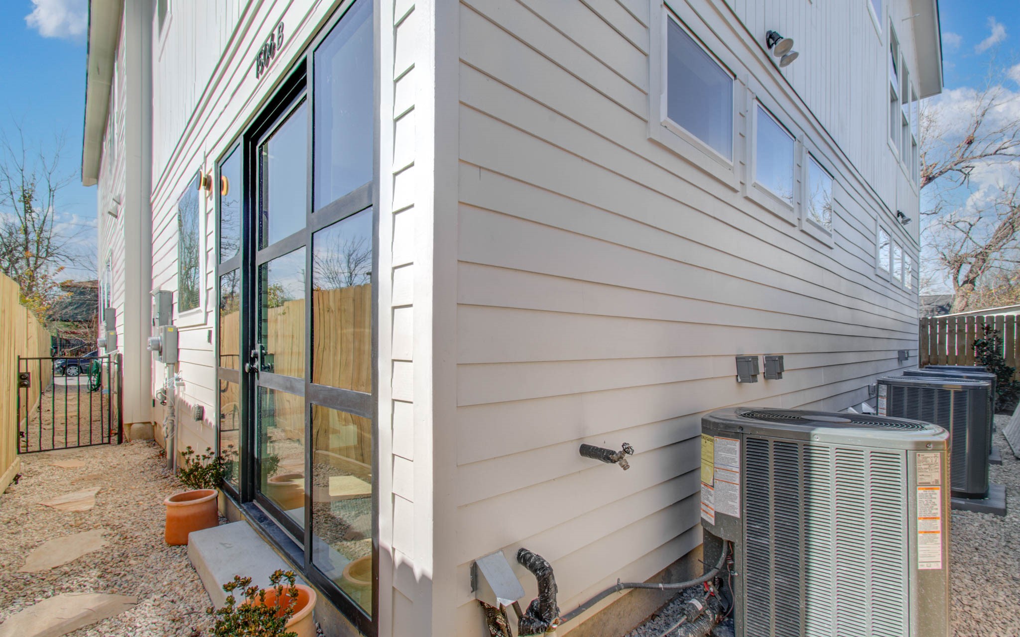 1506 McKee Street, Unit D Houston, TX 77009 - Photo 21 of 23