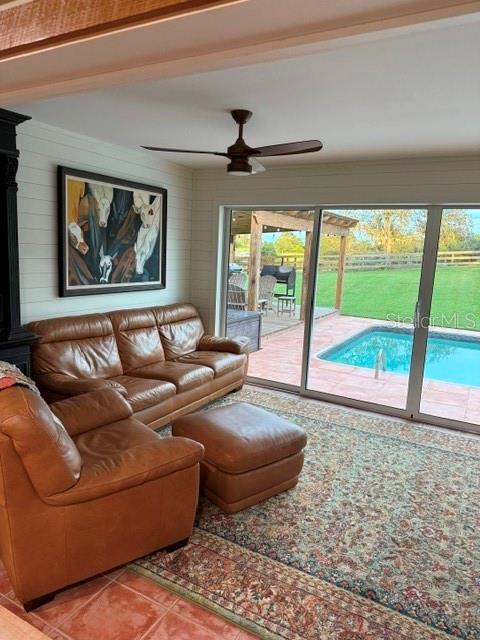 503 Bear Road Lake Placid, FL 33852 - Photo 16 of 29 a living room with furniture and a large window