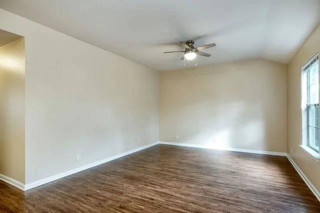 $1,295 | 3201 El Salido Parkway, Unit 121, Cedar Park, TX 78613