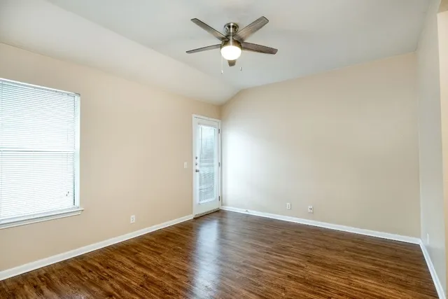 $1,295 | 3201 El Salido Parkway, Unit 121, Cedar Park, TX 78613