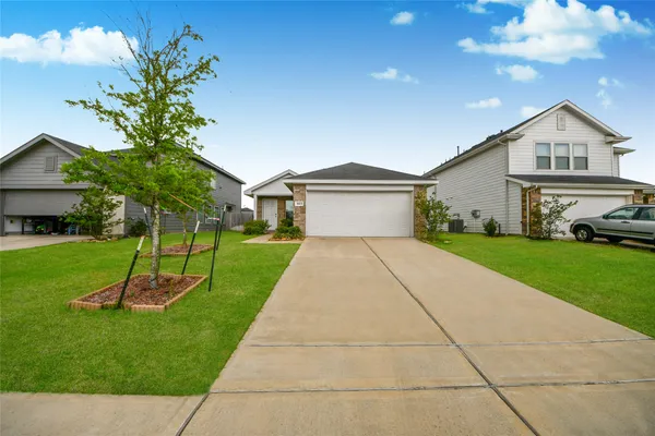 $2,100 | 18915 Sorento Bay Lane, Hockley, TX 77447