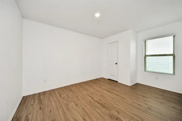 $2,100 | 18915 Sorento Bay Lane, Hockley, TX 77447