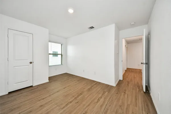 $2,100 | 18915 Sorento Bay Lane, Hockley, TX 77447