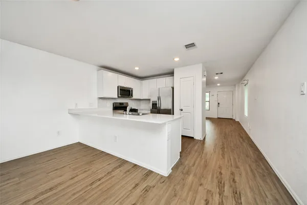 $2,100 | 18915 Sorento Bay Lane, Hockley, TX 77447