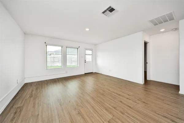 $2,100 | 18915 Sorento Bay Lane, Hockley, TX 77447