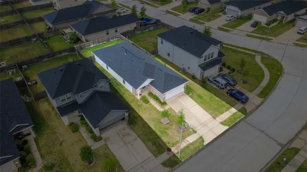 $2,100 | 18915 Sorento Bay Lane, Hockley, TX 77447