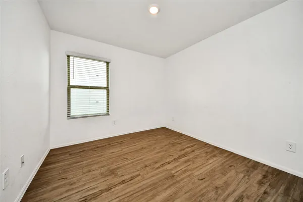 $2,100 | 18915 Sorento Bay Lane, Hockley, TX 77447