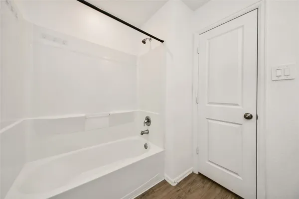 $2,100 | 18915 Sorento Bay Lane, Hockley, TX 77447