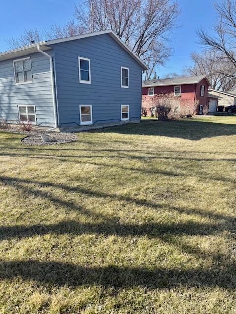 419 Normandale Road Redwood Falls, MN 56283 - Photo 3 of 26