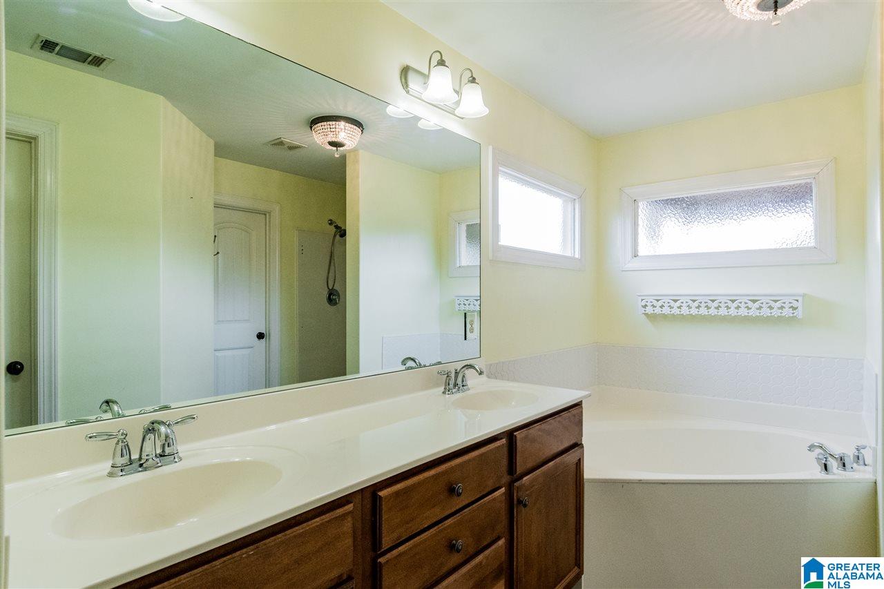217 Falling Waters Way Alabaster, AL 35114 - Photo 15 of 30