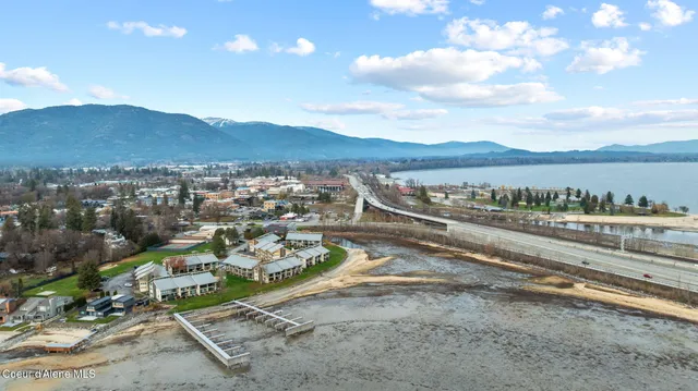 $650,000 | 301 Iberian Way, Unit 223, Sandpoint, ID 83864