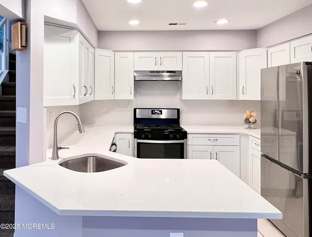 $3,600 | 163 Colony Lane, Manalapan, NJ 07726