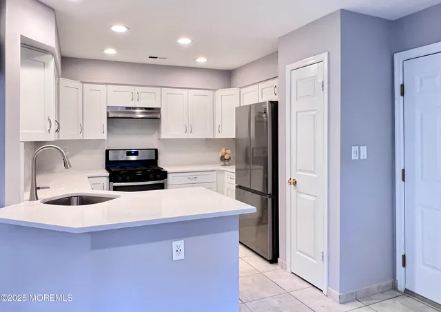 $3,600 | 163 Colony Lane, Manalapan, NJ 07726