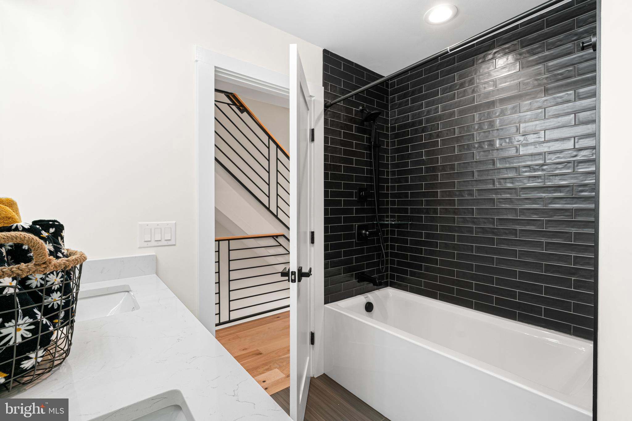 2623 Reed Street Philadelphia, PA 19146 - Photo 17 of 40