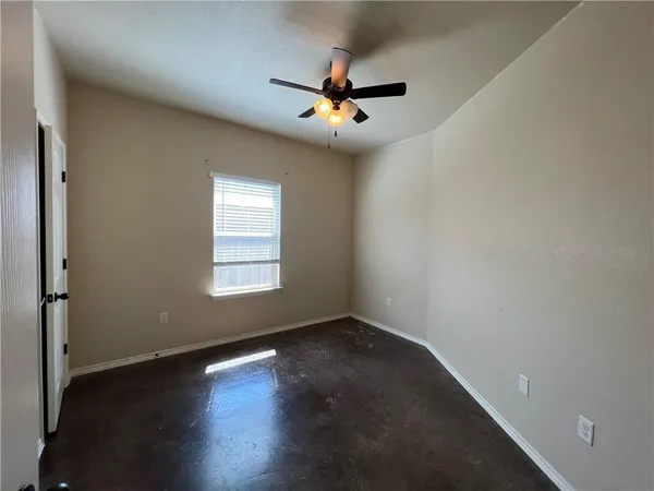 $1,695 | 179 Joanne Loop, Unit A, Buda, TX 78610