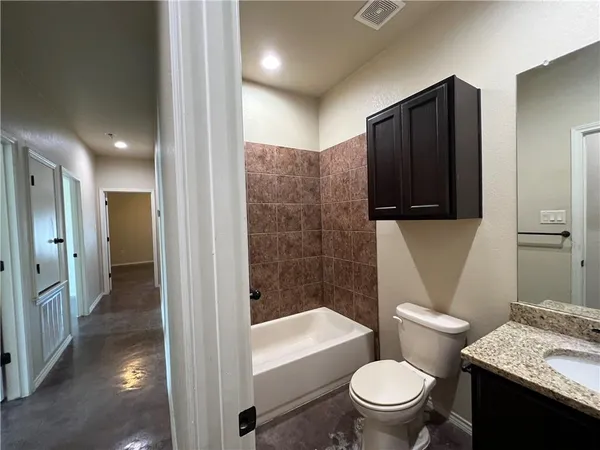 $1,695 | 179 Joanne Loop, Unit A, Buda, TX 78610