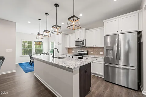 $550,000 | 1213 Huffington Oak Drive, Willow Spring, NC 27592