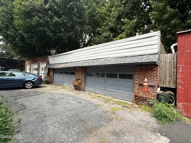 $1,300,000 | 287 Myrtle Avenue, Albany, NY 12208