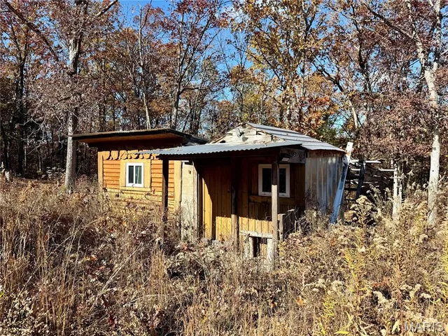 $69,900 | 10270 Skyline Drive, Cadet, MO 63630